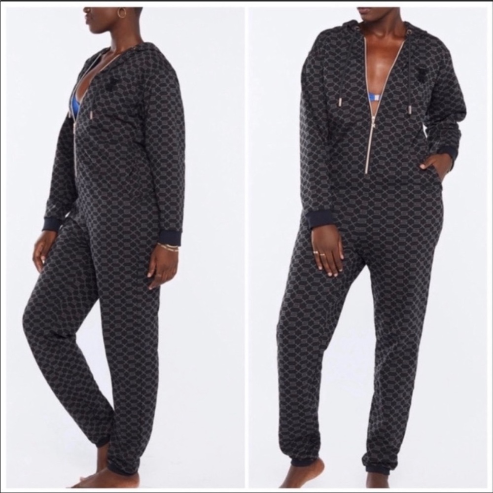 Savage X Fenty hooded onesie jumpsuit M